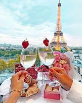 Без бренда «Свидание на фоне Эйфелевой башки» в Балашихе в интернет-магазине  Без бренда «Свидание на фоне Эйфелевой башки» в Балашихе