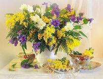 Без бренда «Букет из мимозы и колокольчиков в вазе» в Балашихе 